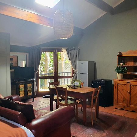 Waterhouse Guest Lodge - Indus Street Pretoria-Noord Szoba fotó