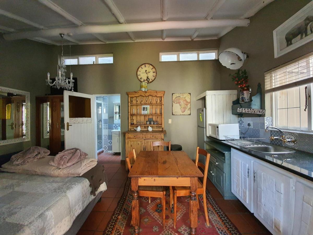 Waterhouse Guest Lodge - Indus Street Pretoria-Noord Kültér fotó