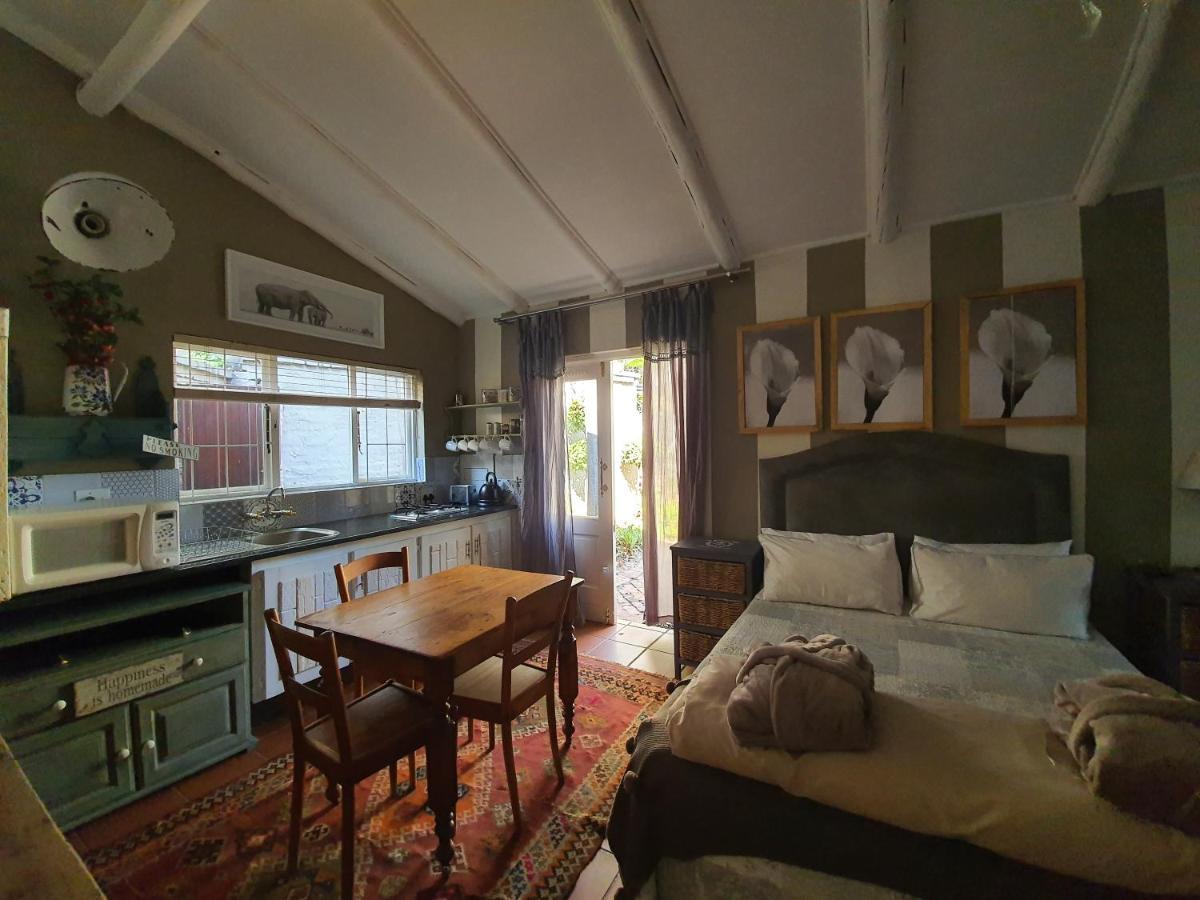 Waterhouse Guest Lodge - Indus Street Pretoria-Noord Kültér fotó
