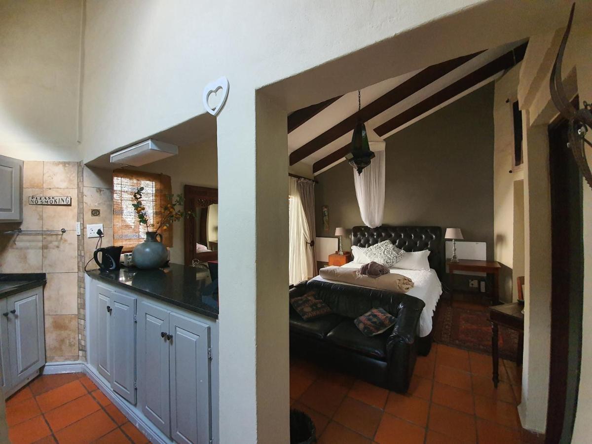Waterhouse Guest Lodge - Indus Street Pretoria-Noord Kültér fotó