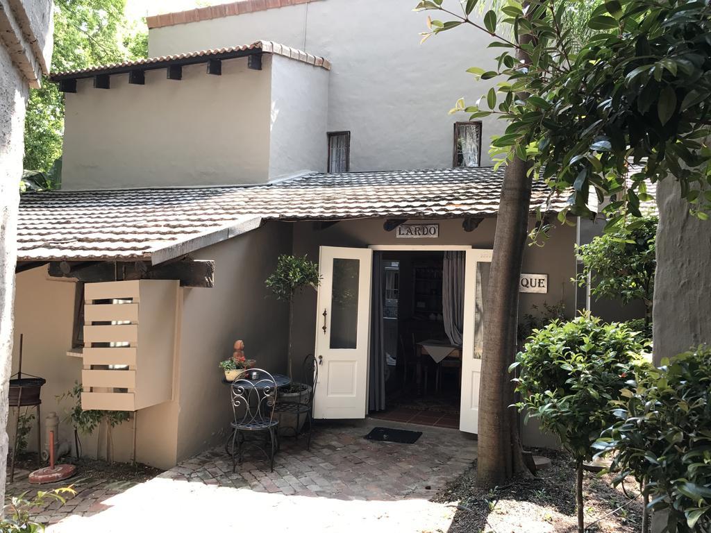 Waterhouse Guest Lodge - Indus Street Pretoria-Noord Kültér fotó