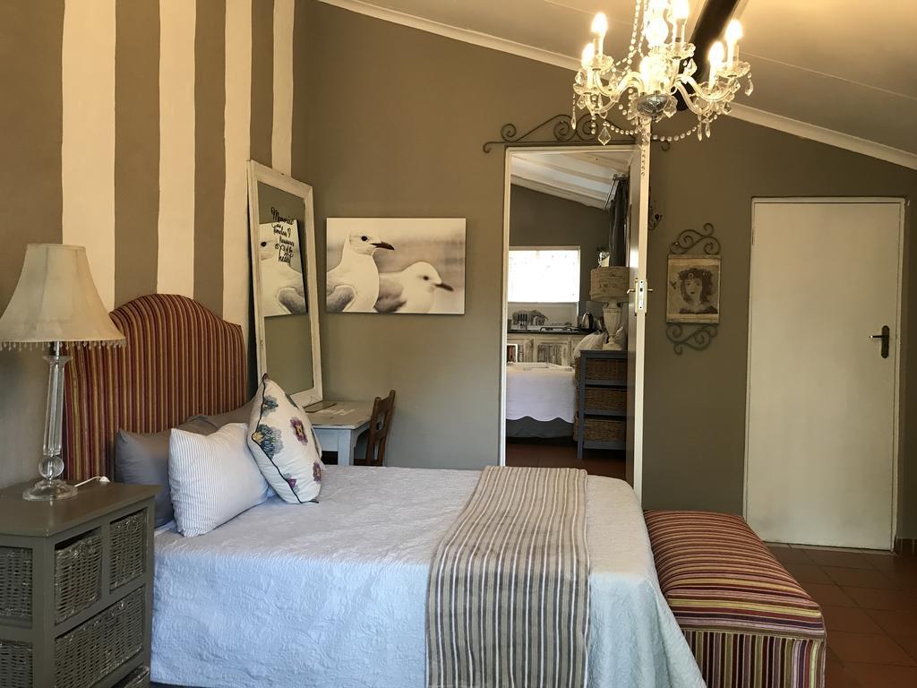 Waterhouse Guest Lodge - Indus Street Pretoria-Noord Kültér fotó